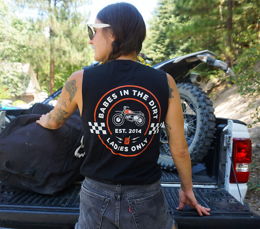 Retro Ripper Muscle Tank - Black