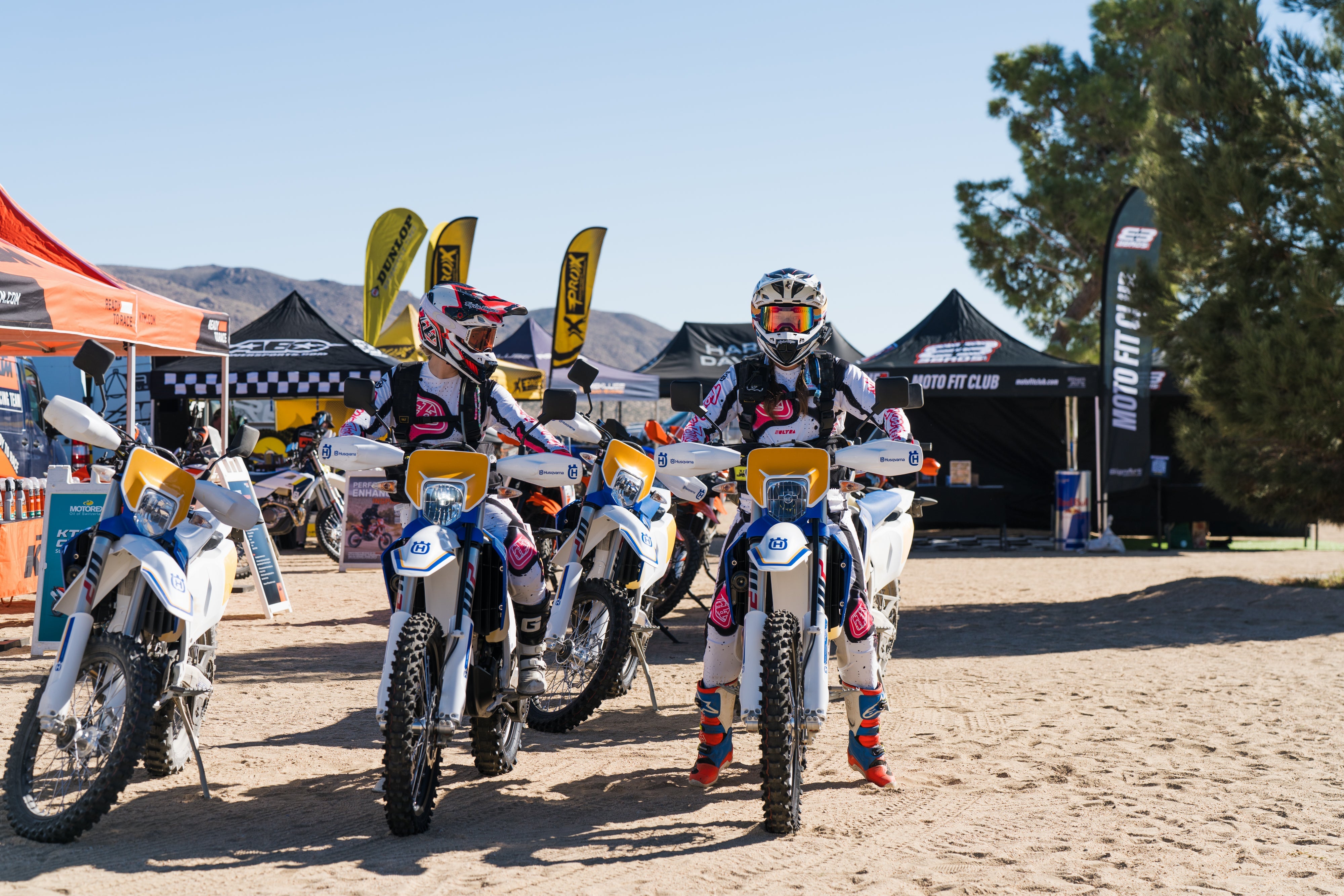 How to Lower Your Dirt Bike Without Compromising Performance