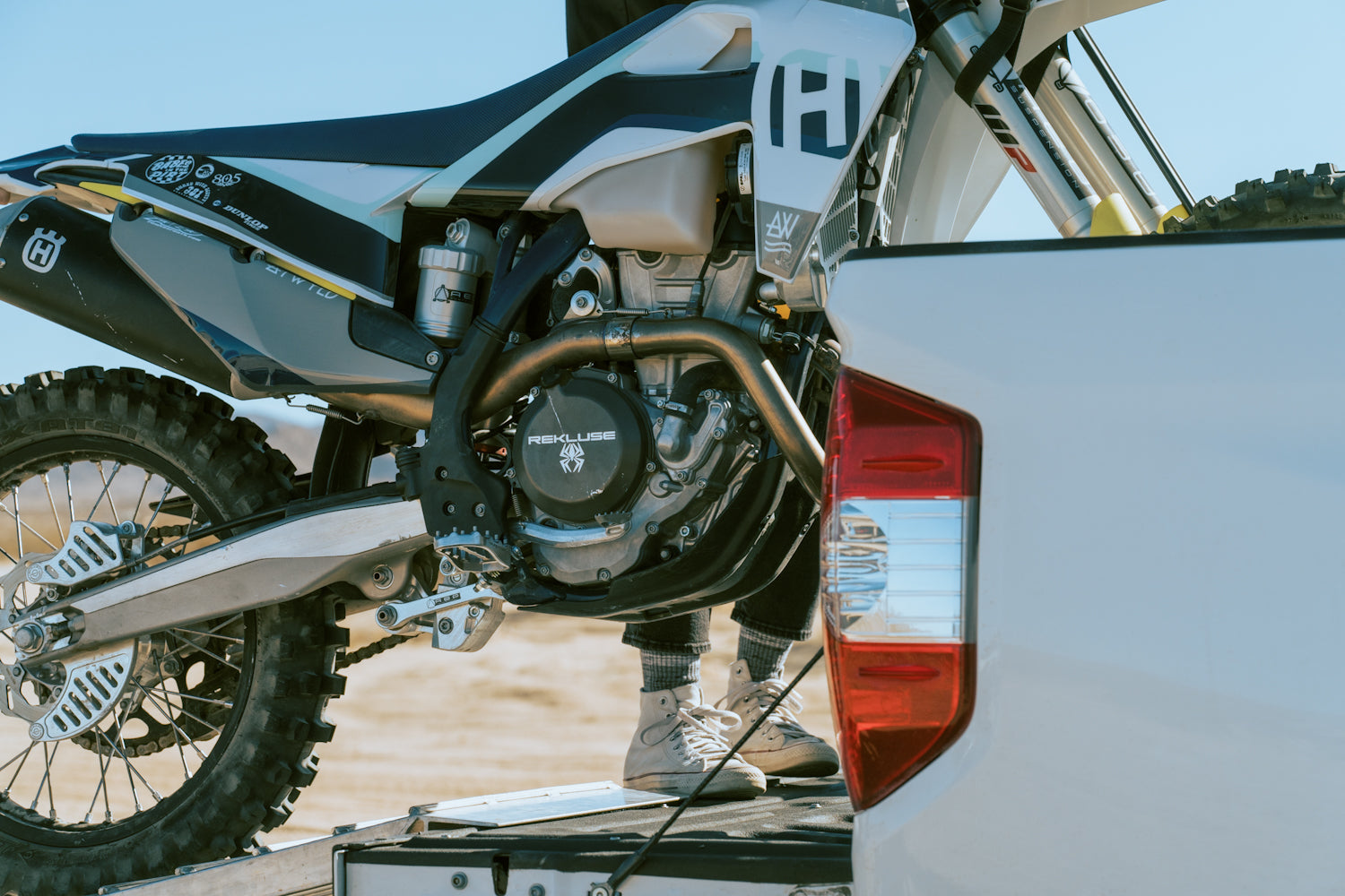 Unloading Your Dirt Bike with Confidence